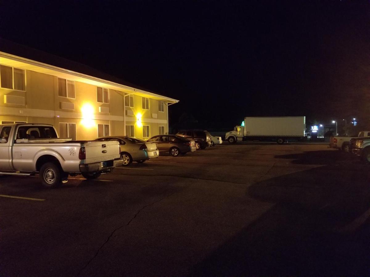 Bilmar Inn&Suites Dell Rapids Exterior foto