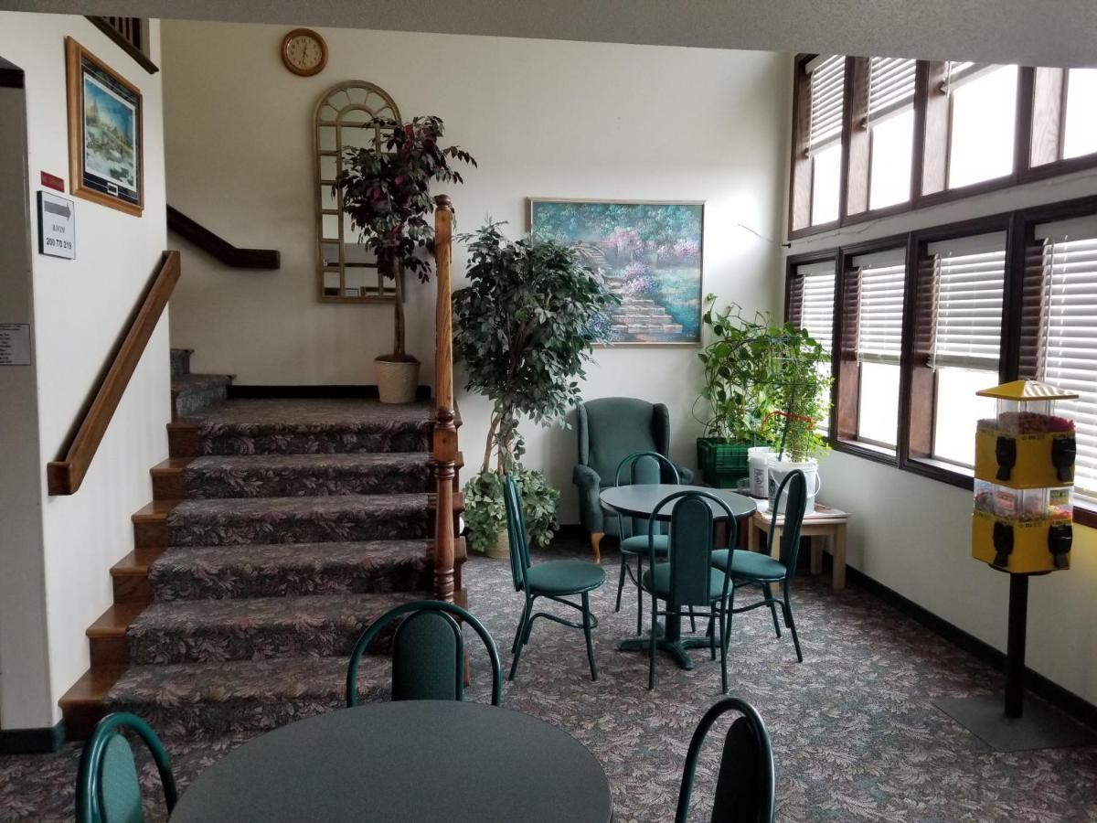 Bilmar Inn&Suites Dell Rapids Exterior foto