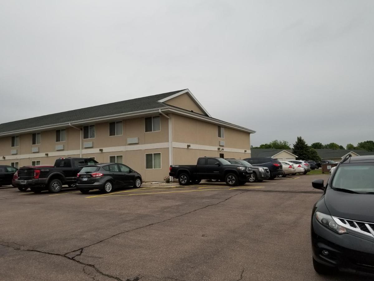Bilmar Inn&Suites Dell Rapids Exterior foto